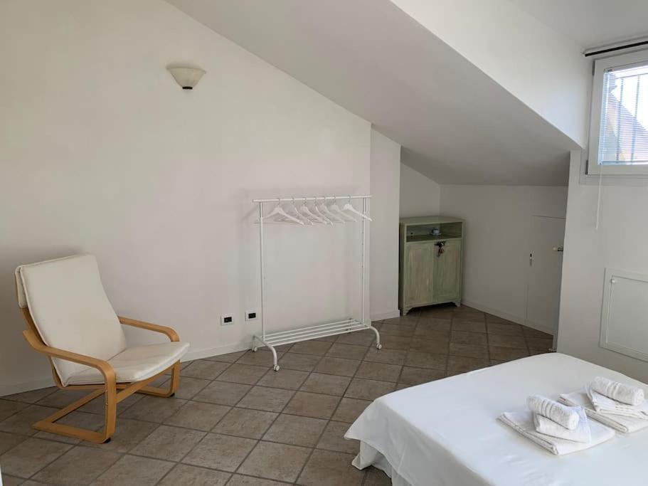 Mansarda Con Vista In Centro A Piacenza Apartment ภายนอก รูปภาพ